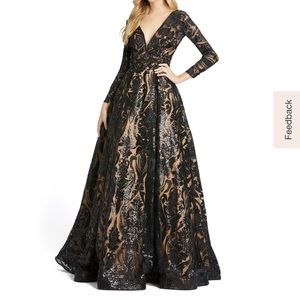 New with tags! Mac Duggal stunning dress!
